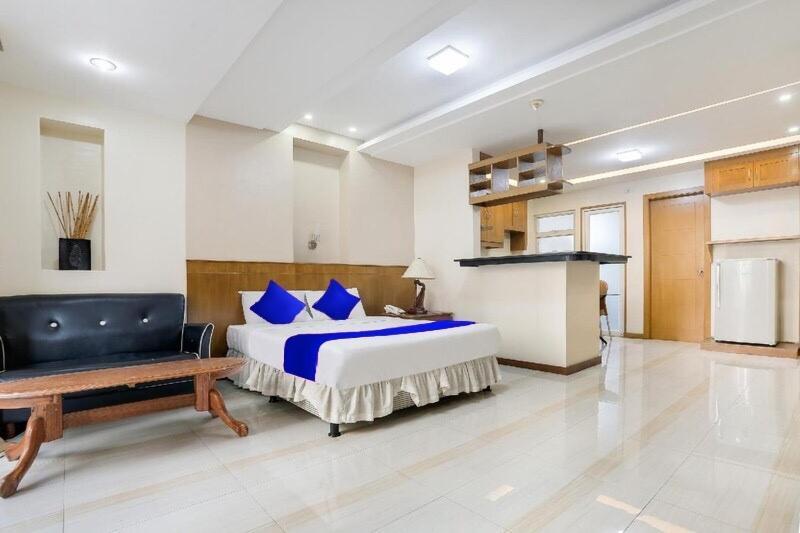 Alley 8 Makati Μακάτι Εξωτερικό φωτογραφία