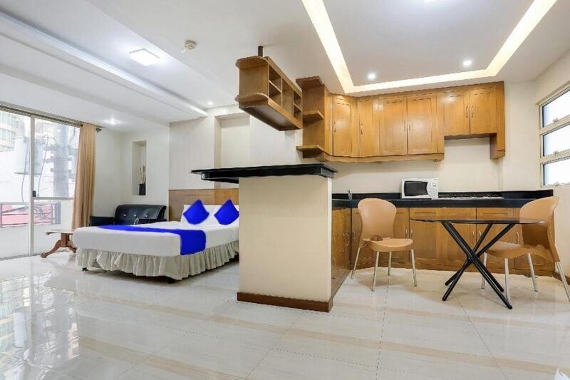 Alley 8 Makati Μακάτι Εξωτερικό φωτογραφία