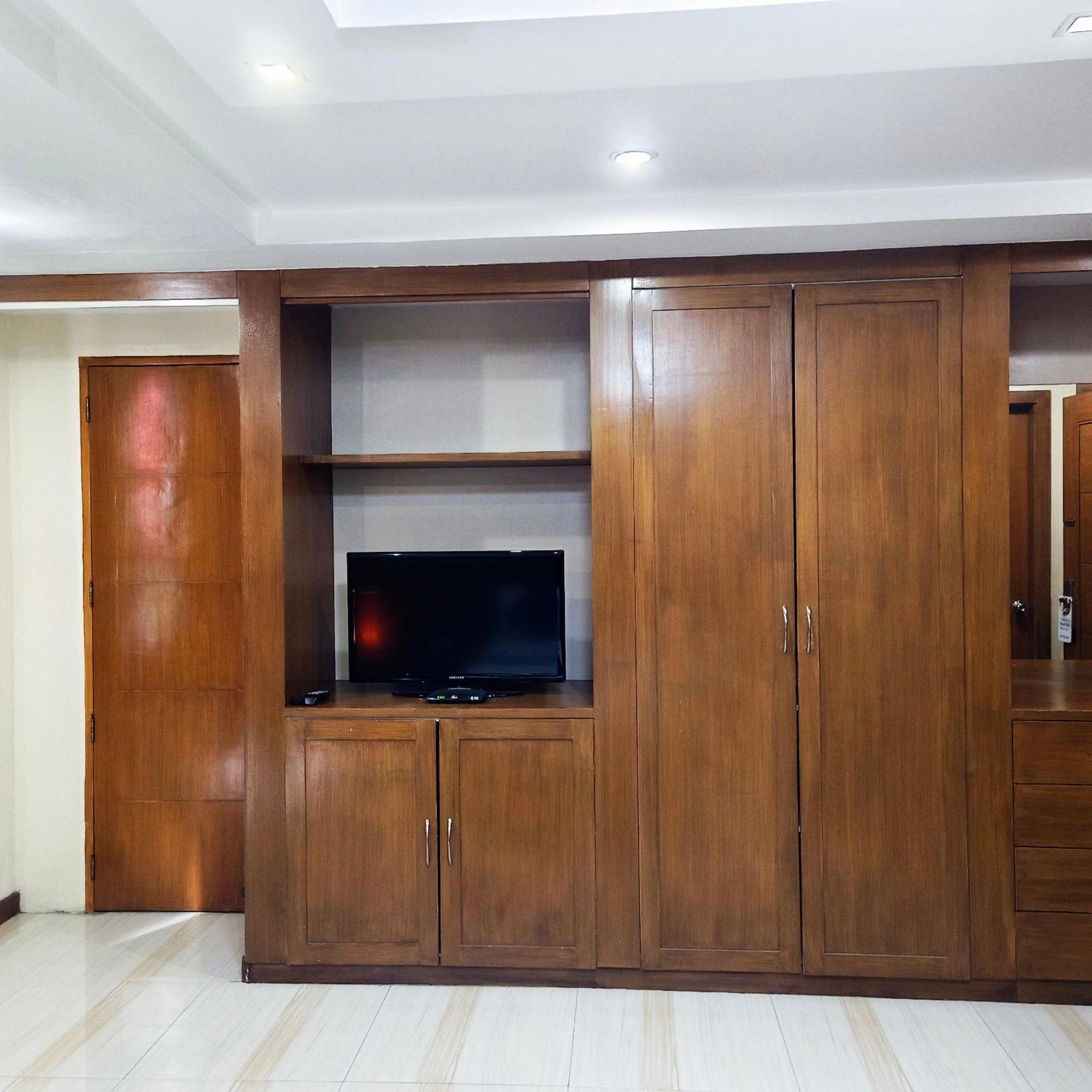 Alley 8 Makati Μακάτι Εξωτερικό φωτογραφία