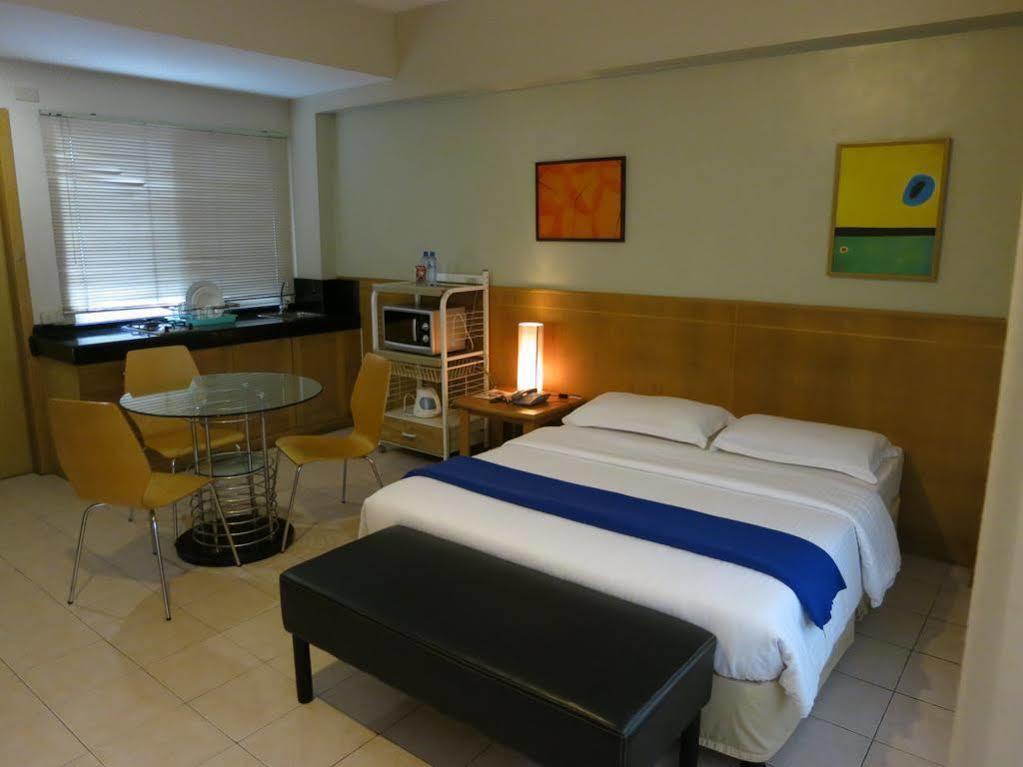 Alley 8 Makati Μακάτι Εξωτερικό φωτογραφία